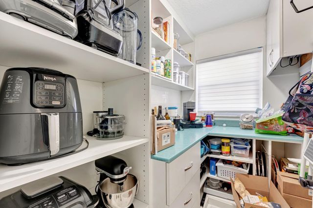 8140 NW 51st Place, Coral Springs, FL 33067