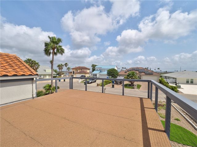 13701 Suntan Ave, Corpus Christi, TX 78418