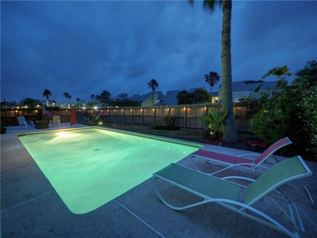 13701 Suntan Ave, Corpus Christi, TX 78418