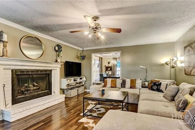 5020 Laroche Avenue, Savannah, GA 31406