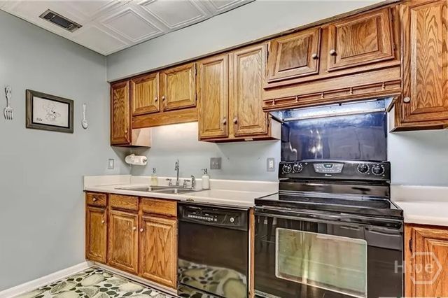5020 Laroche Avenue, Savannah, GA 31406