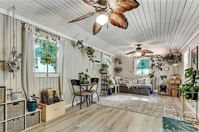 5020 Laroche Avenue, Savannah, GA 31406