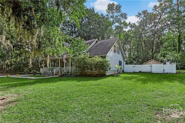 5020 Laroche Avenue, Savannah, GA 31406
