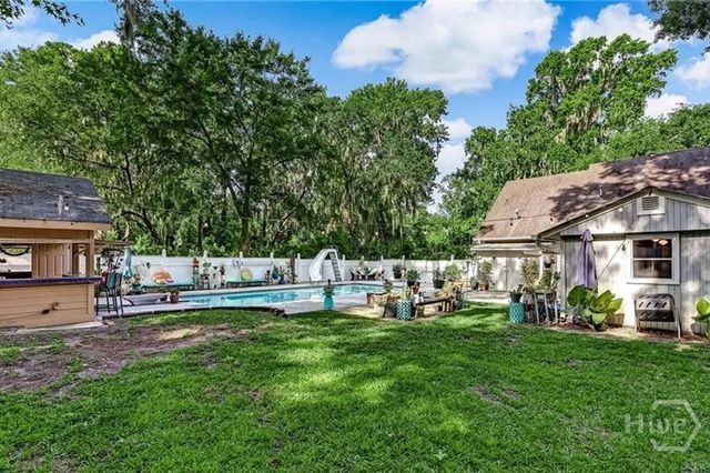 5020 Laroche Avenue, Savannah, GA 31406