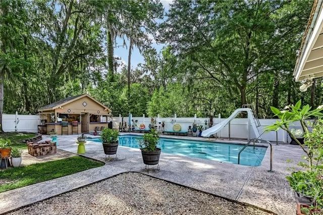 5020 Laroche Avenue, Savannah, GA 31406