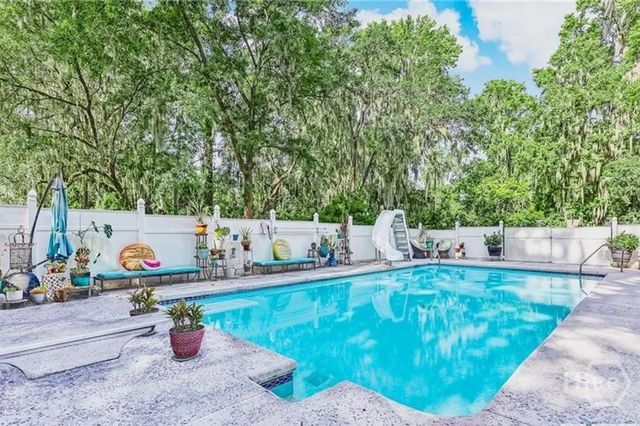 5020 Laroche Avenue, Savannah, GA 31406