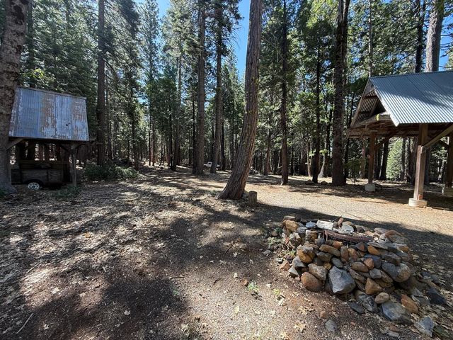 13560 Serpentine Way, Nevada City, CA 95959