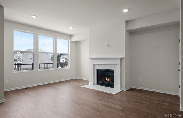 4040 Nottingham Circle, Clarkston, MI 48346