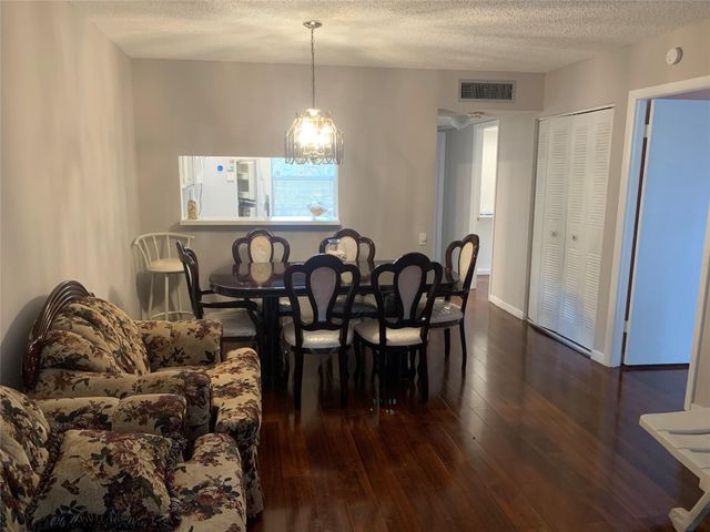 9081 Lime Bay Boulevard 214, Tamarac, FL 33321