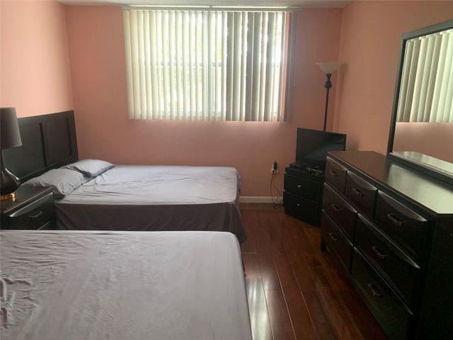 9081 Lime Bay Boulevard 214, Tamarac, FL 33321