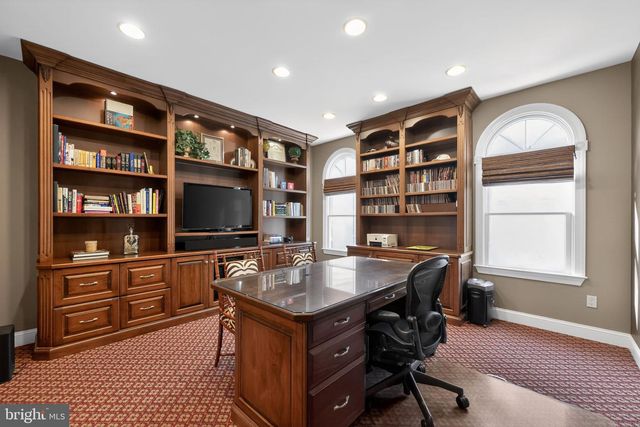 7 MAISON PL, Voorhees, NJ 08043