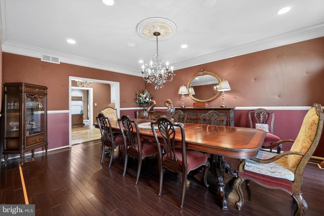 7 MAISON PL, Voorhees, NJ 08043