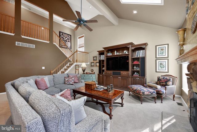 7 MAISON PL, Voorhees, NJ 08043