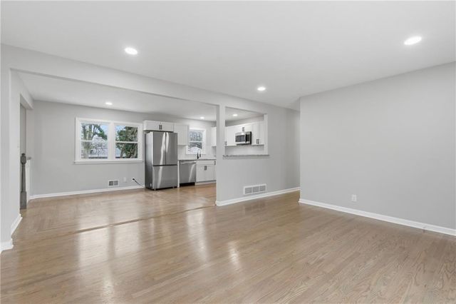 13413 Lowell Avenue, Grandview, MO 64030