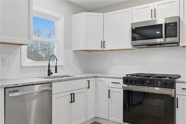 13413 Lowell Avenue, Grandview, MO 64030