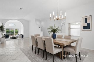 10884 Royal Caribbean Circle, Boynton Beach, FL 33437