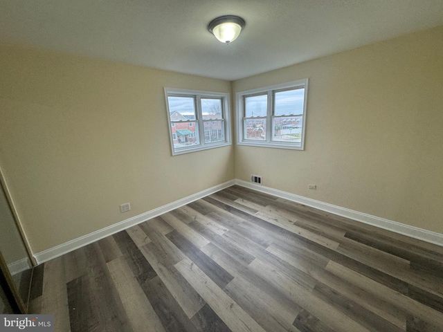 7445 EDSWORTH RD, Baltimore, MD 21222