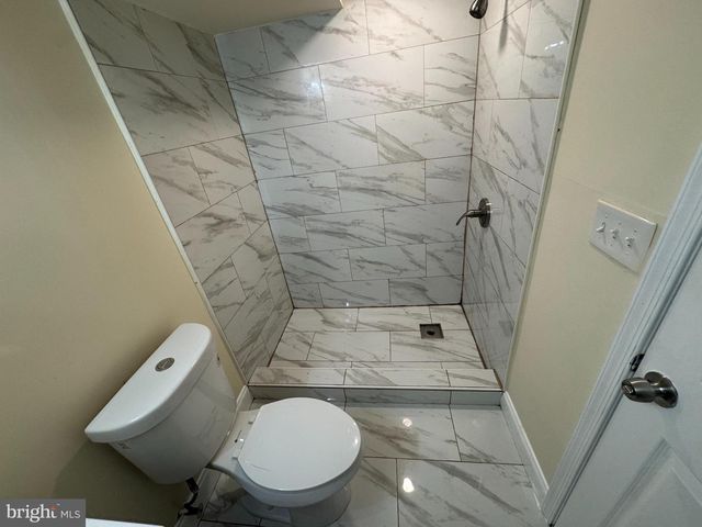 7445 EDSWORTH RD, Baltimore, MD 21222