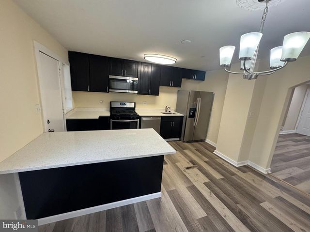 7445 EDSWORTH RD, Baltimore, MD 21222