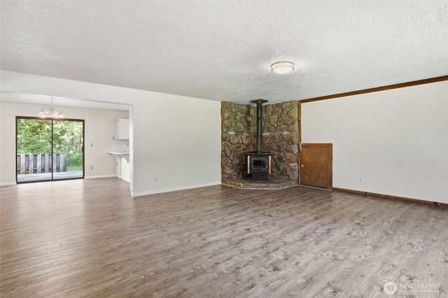 671 Ragland Road, Longview, WA 98632