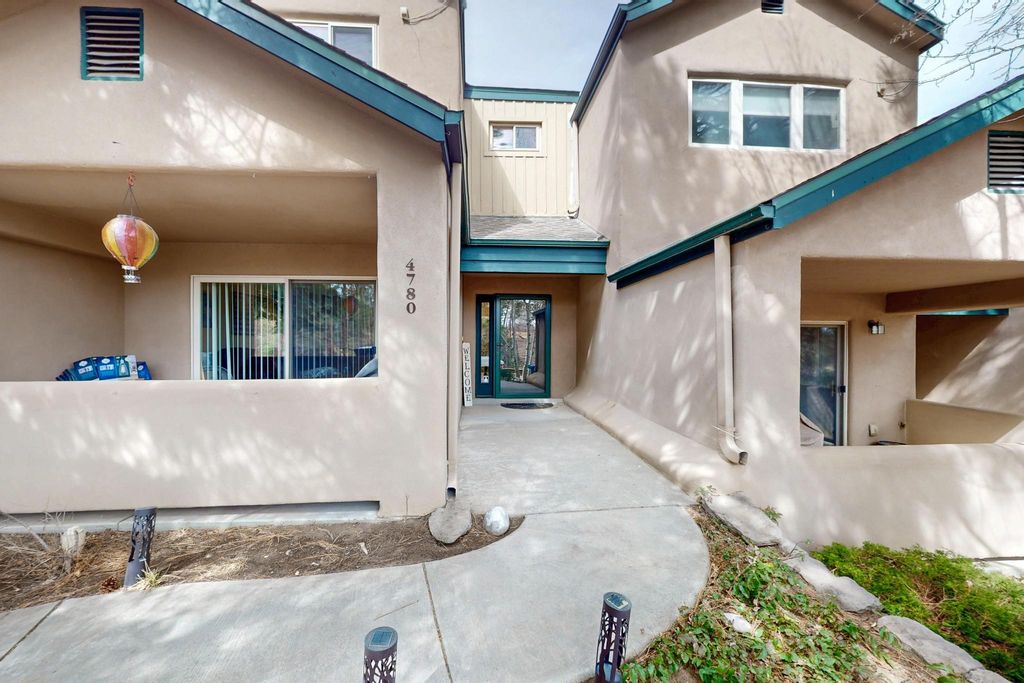 4780 BRISA DEL BOSQUE, Los Alamos, NM 87544