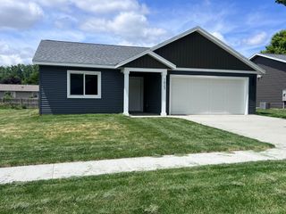 1423 Sunrise Avenue SE, Rochester, MN 55904