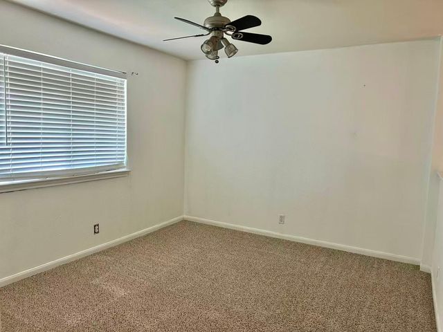 1709 Royal Ascot DR, Pflugerville, TX 78660