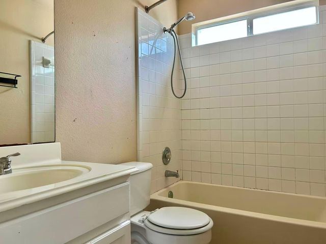 1709 Royal Ascot DR, Pflugerville, TX 78660