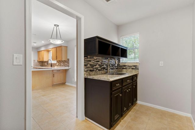 2 Muskmallow Court, The Woodlands, TX 77380