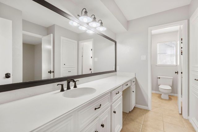 2 Muskmallow Court, The Woodlands, TX 77380