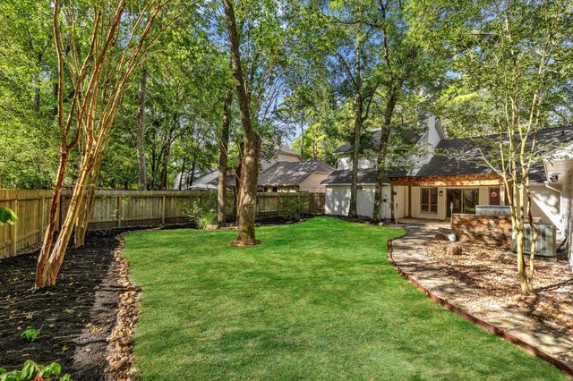 2 Muskmallow Court, The Woodlands, TX 77380