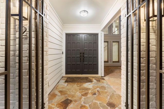 2 Muskmallow Court, The Woodlands, TX 77380