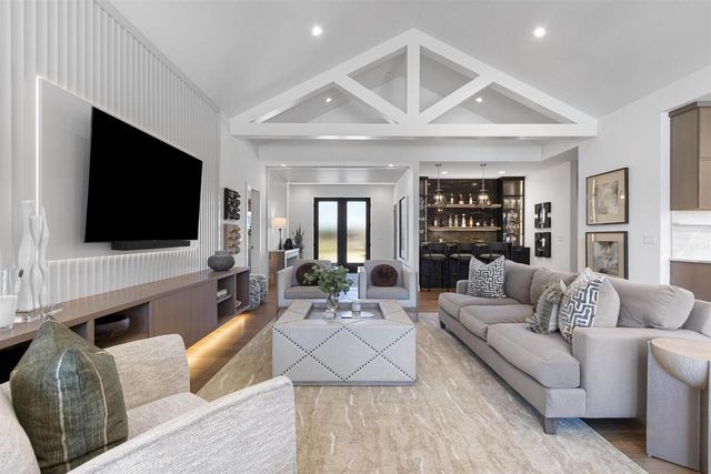 2448 RIDDLE COURT, De Pere, WI 54115