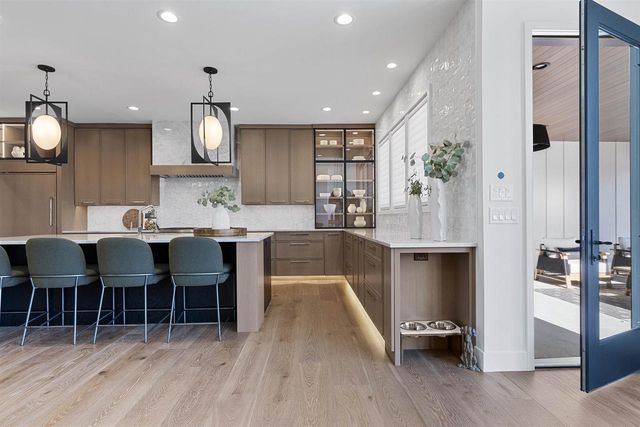 2448 RIDDLE COURT, De Pere, WI 54115