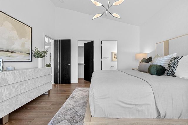 2448 RIDDLE COURT, De Pere, WI 54115