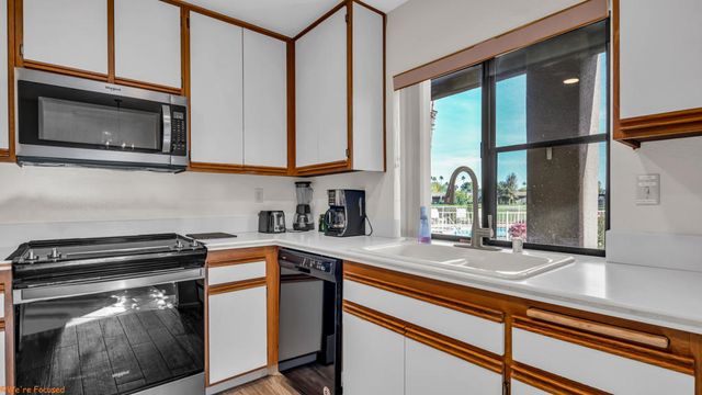 28570 W Natoma Drive, Cathedral City, CA 92234