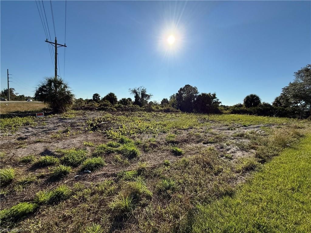 926 Bell BLVD S, LEHIGH ACRES, FL 33974 — photo 3