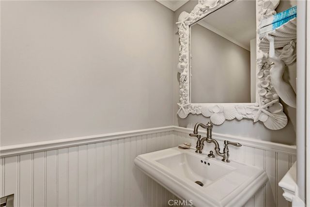 2650 Hermosa Avenue, Hermosa Beach, CA 90254