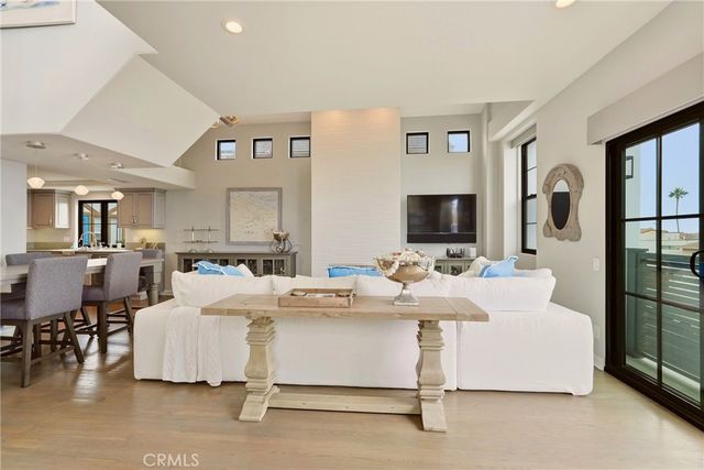 2650 Hermosa Avenue, Hermosa Beach, CA 90254