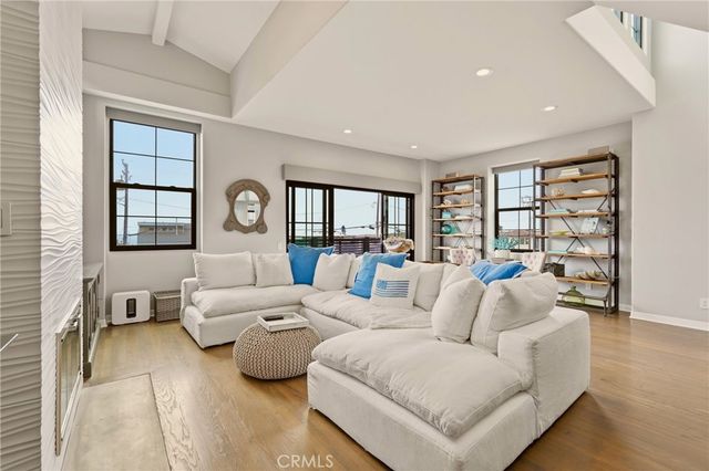 2650 Hermosa Avenue, Hermosa Beach, CA 90254