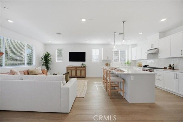 2380 Haley Point Drive 104, Ventura, CA 93003