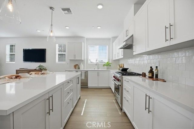 2380 Haley Point Drive 104, Ventura, CA 93003