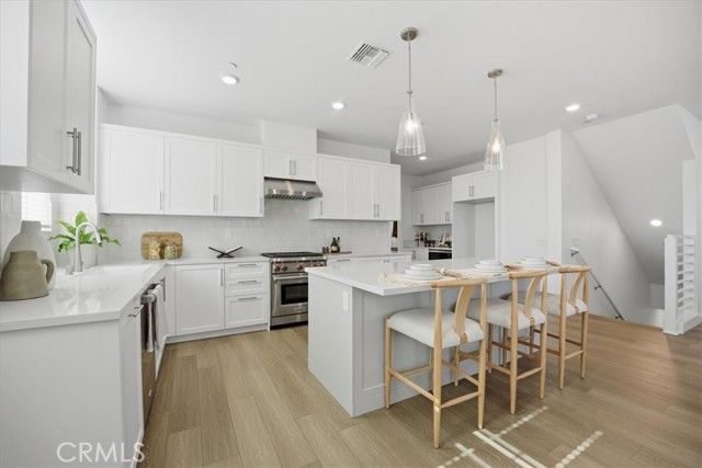 2380 Haley Point Drive 104, Ventura, CA 93003