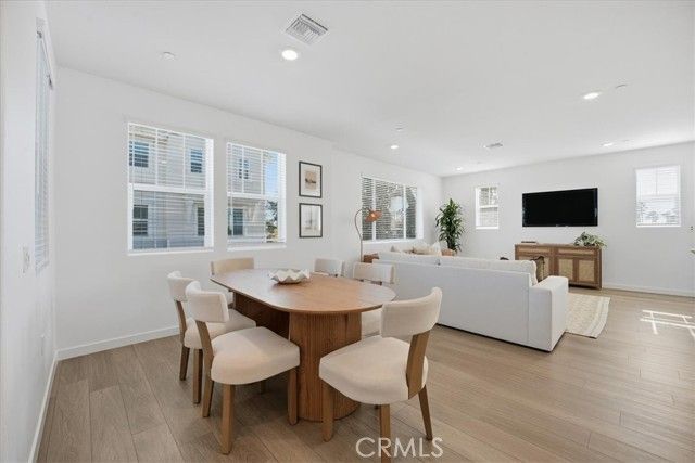 2380 Haley Point Drive 104, Ventura, CA 93003