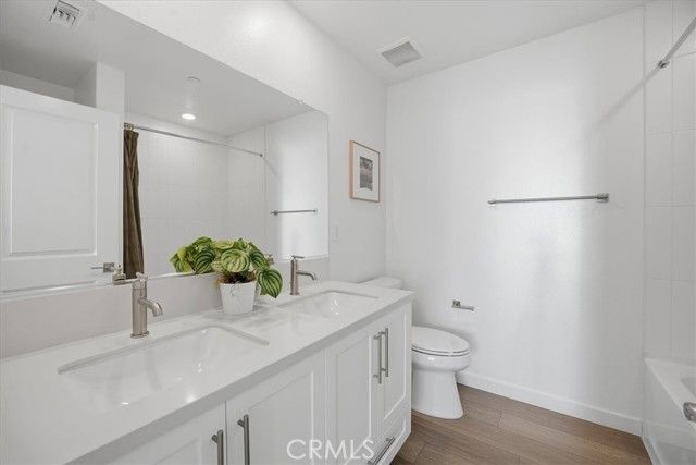 2380 Haley Point Drive 104, Ventura, CA 93003