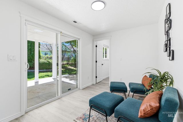 2425 S Morning Sun Crt, Nampa, ID 83686