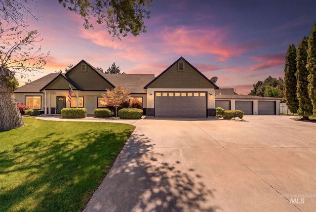 2425 S Morning Sun Crt, Nampa, ID 83686