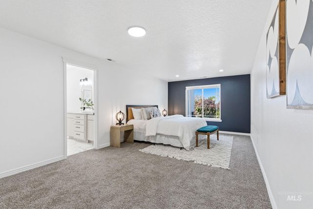 2425 S Morning Sun Crt, Nampa, ID 83686