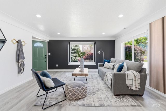 2425 S Morning Sun Crt, Nampa, ID 83686