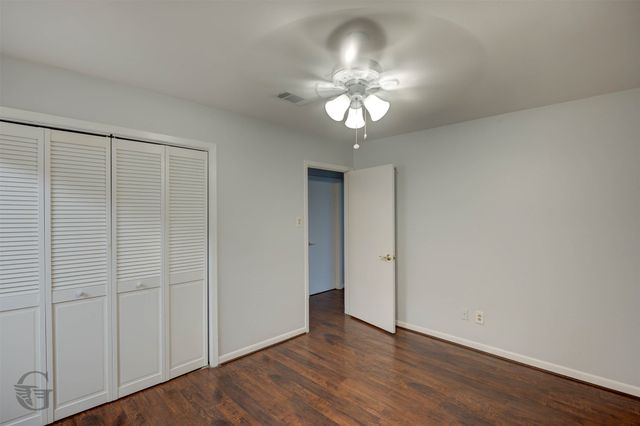 2624 Southcrest Drive, Haughton, LA 71037